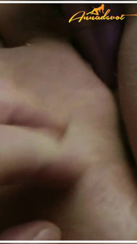Sei Molto Vicino Quando Lo Porto Alla Mia Figa BBW Rasata Con Un Dildo, Guardo Nel Mio Buco Aperto.