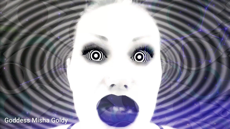 Goddess Misha Goldy: Entregue sua virilidade para mim! Você não tem mais um...