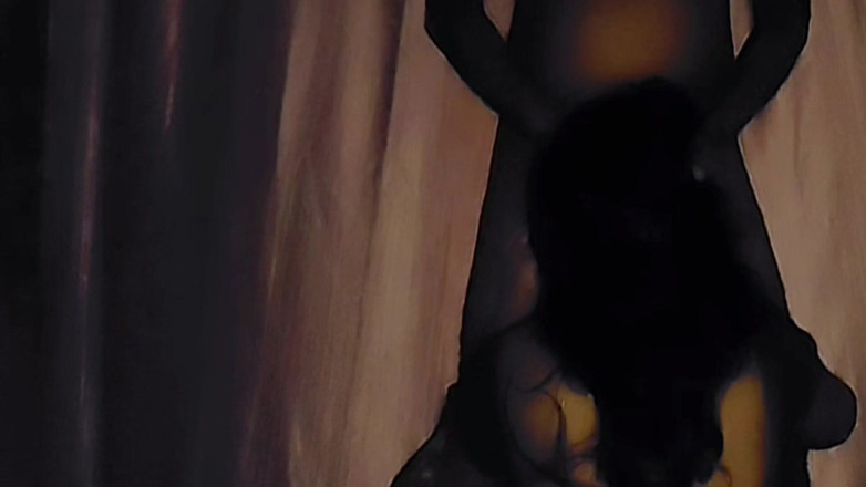 Hotpooja86900: भाभी पड़ोसी के साथ लंड चुसाई करती है और अपने पति को धोखा देती है