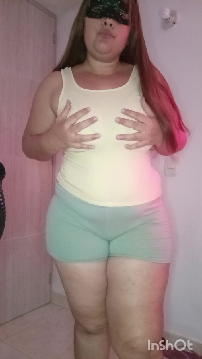 Jaky2023: My tits are yours for you to suck papi!