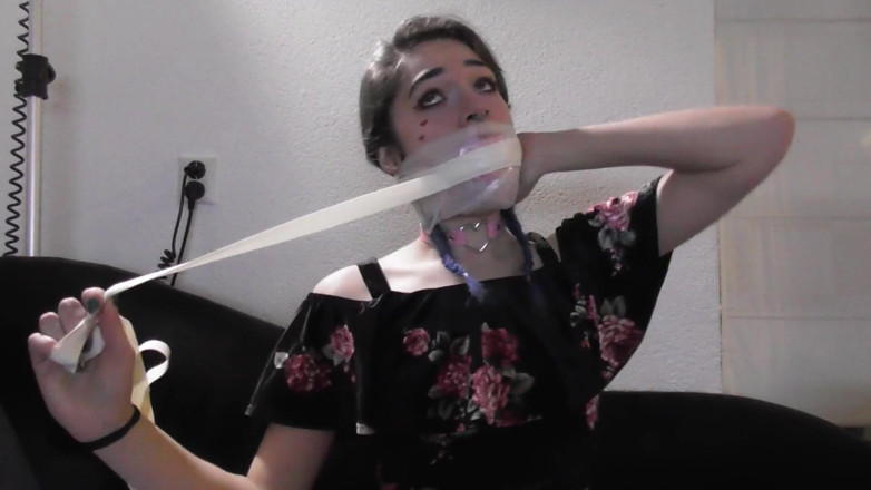 Restricting Ropes: Luna grey - valentine gag testet