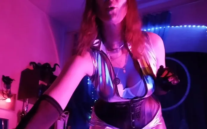 Eva Latexxx: Dominazione femminile dominatrice fetish padrona eva latex miLF giocattoli Anale...