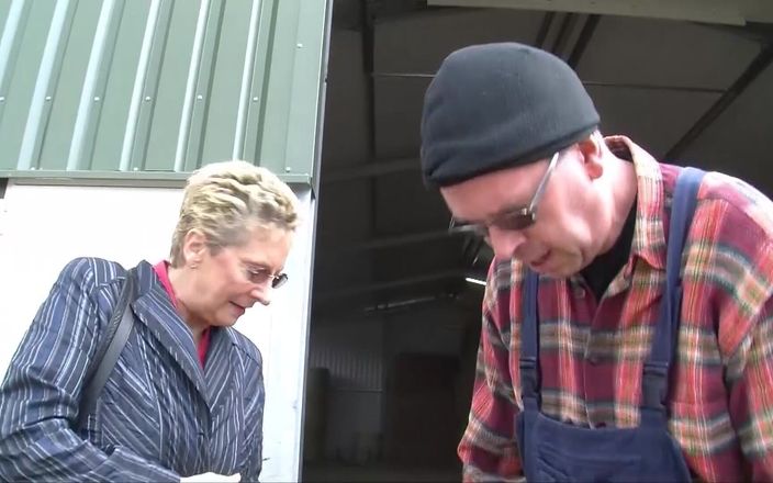 German Full Movies: Naučte se jezdit s nadrženými farmáři na jejich farmách a...