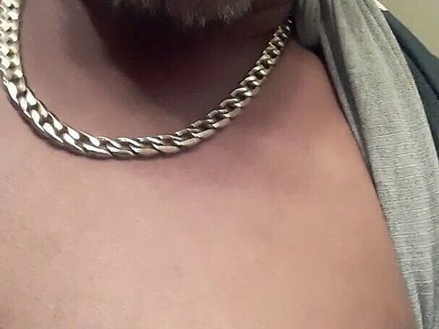 Shinzon's Nipples Get It Flowing (Shinzon)