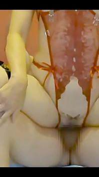 Mayu No91 oholená, Cosplay, Deepthroat, Límec, Zavázané oči, anální korálky do 2 děr, stříkání, Creampie, Čištění kouření