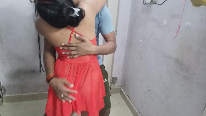 Hindi-Sex: Real Desi Sex, Real Indian Couple, Real Homemade Amateur Fucking