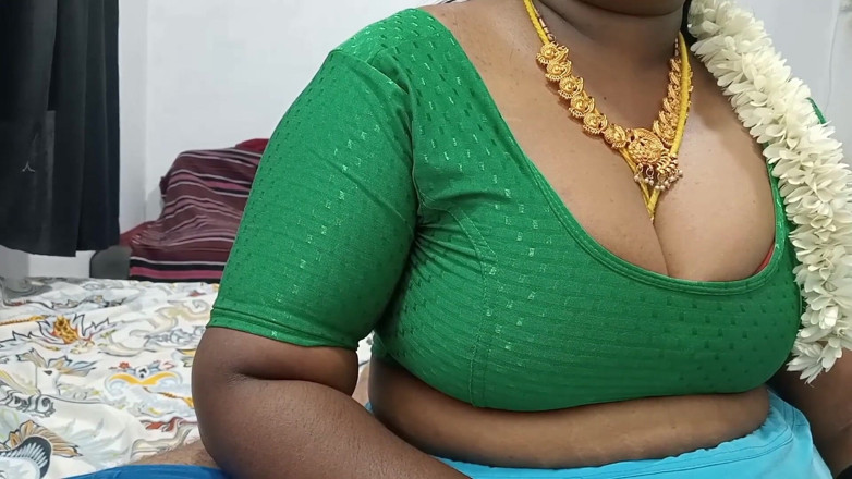 Veni: Desi tamil bhabhi fa pompino caldo e chiacchiere sporche