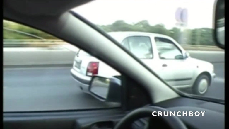 FRENCH AMATORS SEXTAPES: Scopata da un top nero in macchina all'aperto