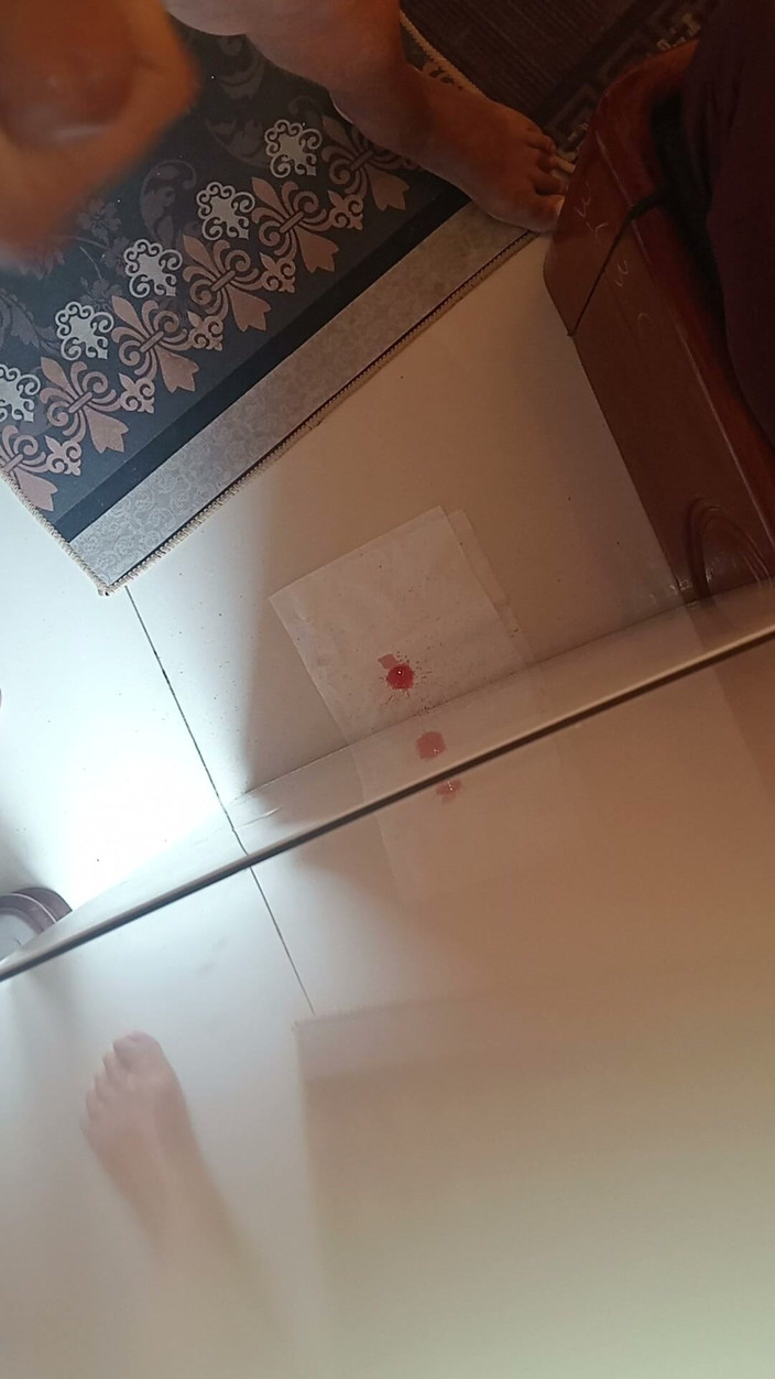 LoveCumInMouth: Candle Wax panas pada zakar