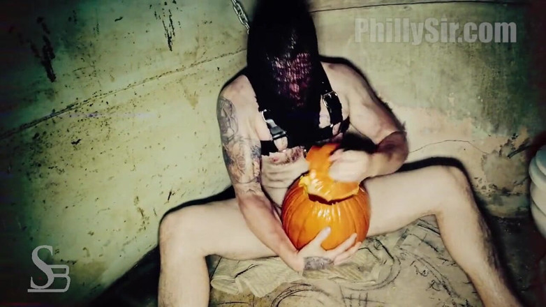 Philly Sir Videos: Ildemon del sesso. un messaggio per Halloween 2019