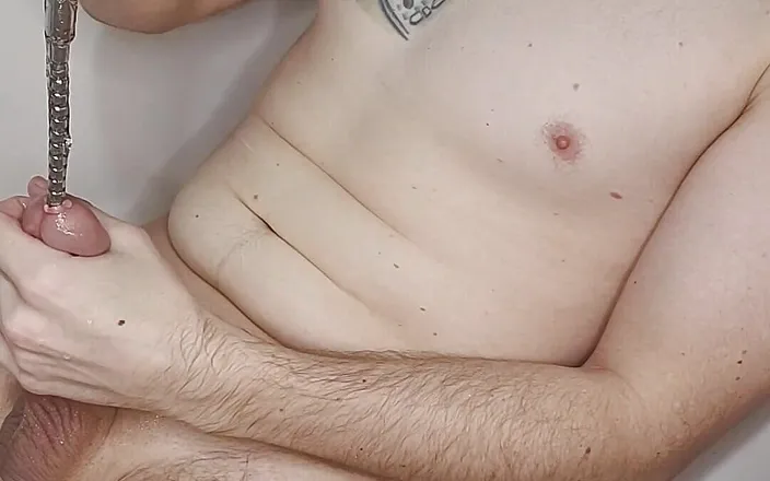 UrethralSound: Cumshot in San Antonio Bathtub