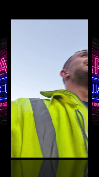 Carl Cagedwarrior: Workman Carl nechá svého velkého ptáka máchá jeho ptákem pro...