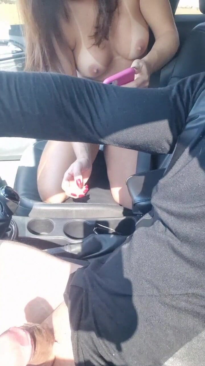 Morena hot wife: Jerking off and Sucking the Uber Until He Cums