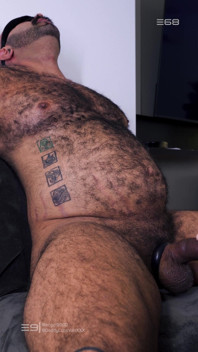 Guy 68 - Had the Opportunity to Play with Daddylobovanxxx and His Huge Cock Recently