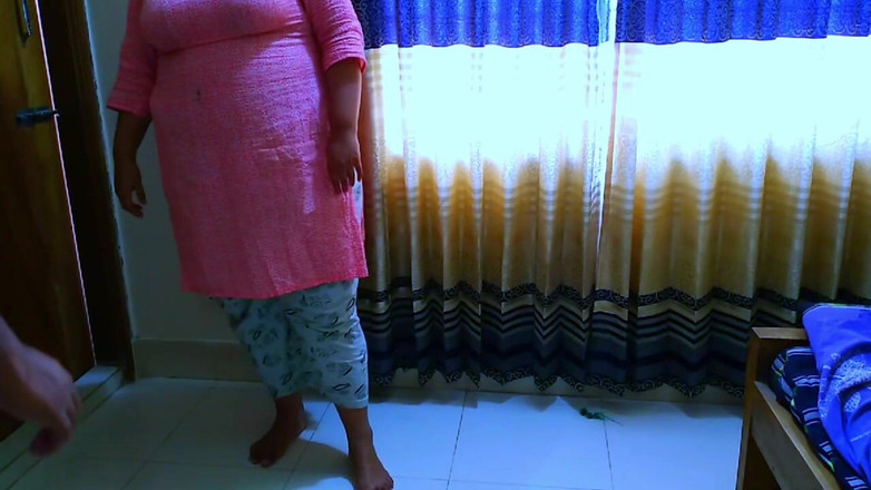 Aria Mia: Hot Pakistani 18+ Teen College Student Want Fuck From Her Boyfriend's...