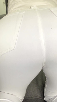 Un jean blanc pète