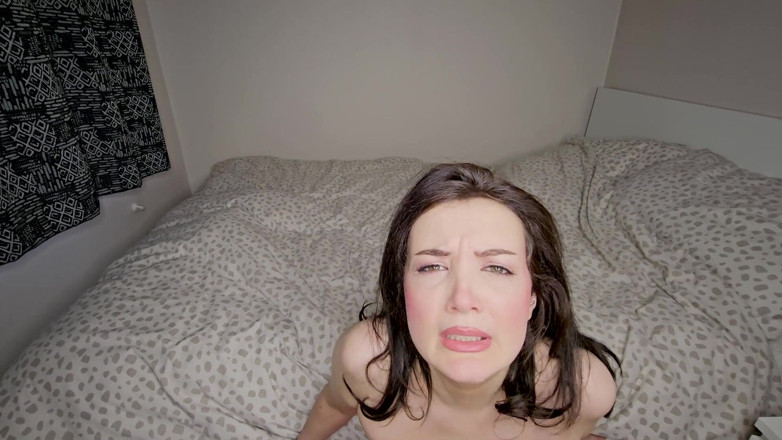 Faye Taylor: Caliente ex novia da instrucciones de paja