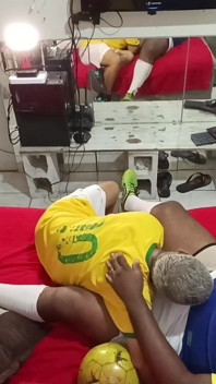 Futboldan Sonra Ben ve Partnerim Çok Olduk, Bölüm 1