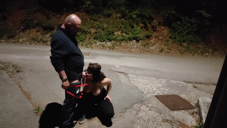 Toilet Mommy: Faranno Una Passeggiata Speciale All'aperto