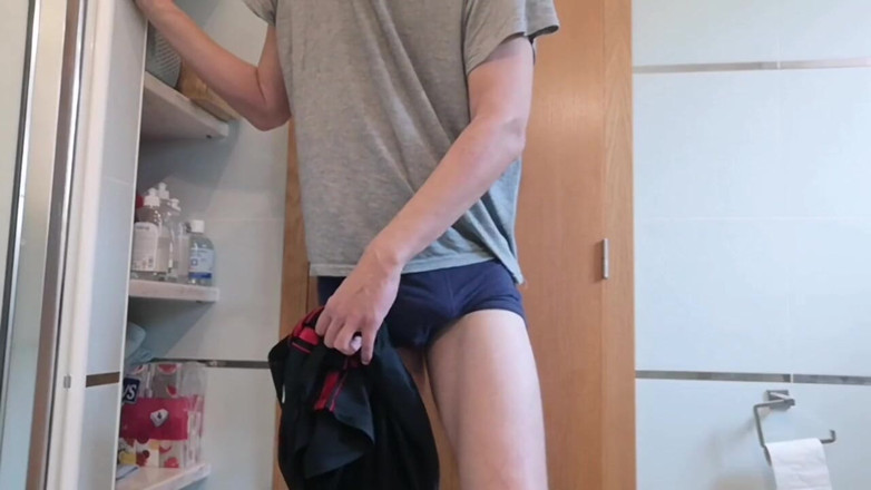 Rafael Torreano: Smooth Guy Stripping and Jerking off