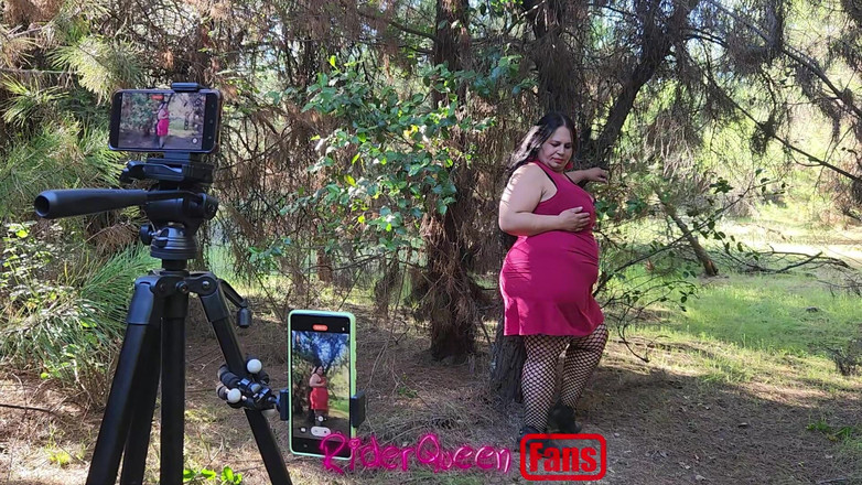 Riderqueen BBW Step Mom Latina Ebony: Riderqueen na zewnątrz: Filmy dla fanów na świeżym powietrzu