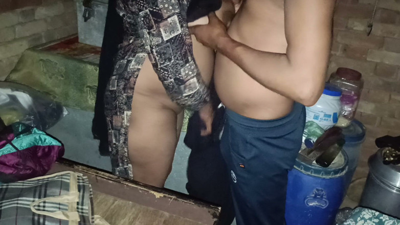 Bhabhi UP: Najma Bhabhi Ki Dekh Toh Main Mad Ho Gaya Bhabhi...