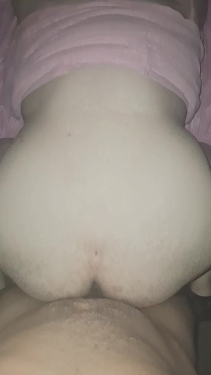 Vecinaculona: With My Neighbor