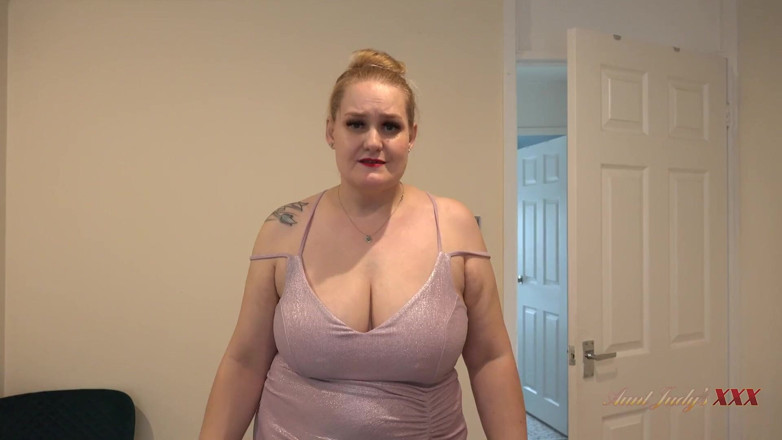 Aunt Judy's XXX: Mosterjudysxxx - Din Bystiga BBW Hyresvärdinnan Becky Fångar Dig Med Hennes...