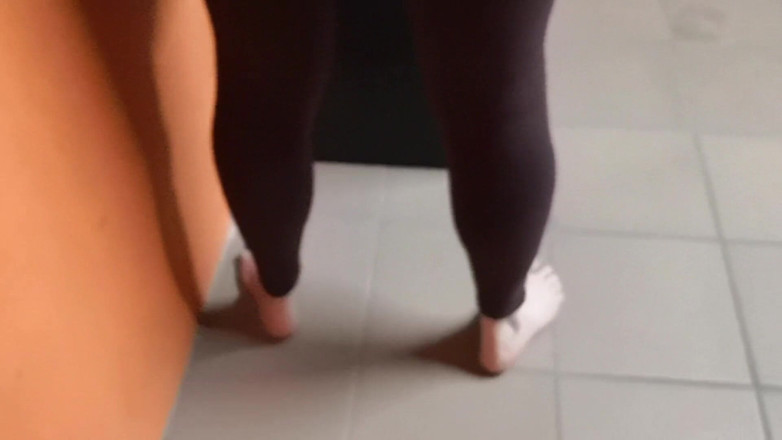 Bouncy Tits Action: Renung pantat saya dengan cara yang sukar