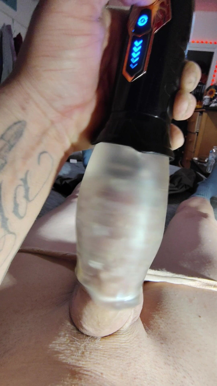 Sexy Daniel: Un jouet blanc torride sur une bite de mecs sexy