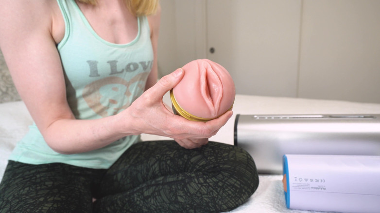 VelvetVeronica: Hackear tu Fleshlight para una mamada / paja automática! Vacuglida 2