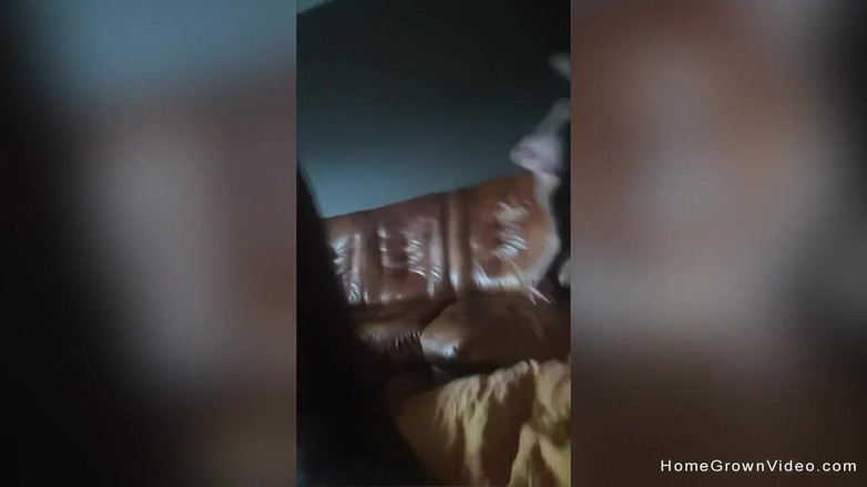 Homegrown Video: Skutečná domácí zábava s Deborah