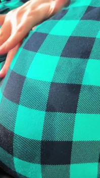 Volvié Cachonda De Una Fiesta De Pijamas Y Chorreó En Mis Pantalones Con Una Gran Corriente De Mi Coño