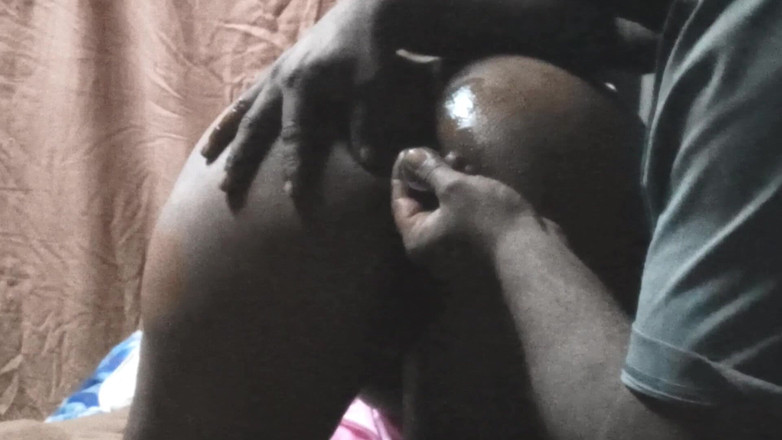 Indian anal: बट प्लग गांड चुदाई भाग 1