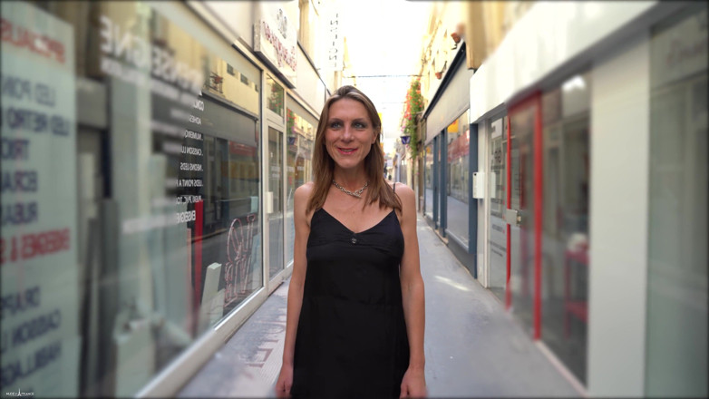 Nude in France: Robin, winner of our competition, takes her virginity with Sixtine