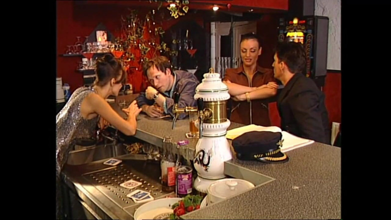 MMV films - The Original: Tante seksi yang lagi bosan ini dientot habis-habisan sama kontol...