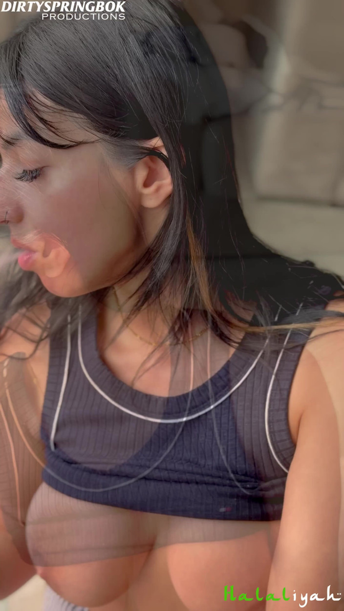 Aaliyah Yasin: Aaliyah Yasin kouří a saje bílého ptáka