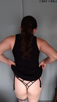 Weet je dat ik graag striptease doe?:3 Ben ik goed of niet?..... Sabas Que Me Achcer striptease?:3 Soy Buena O Nee?