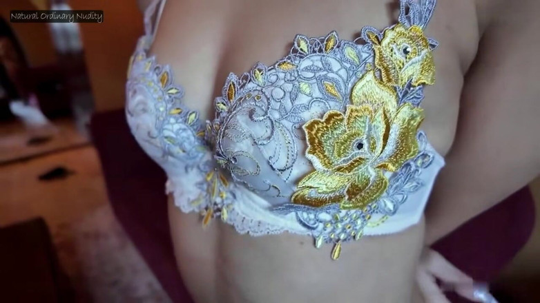 Studio Modern Shunga - JAV: Innocence Fades - perawat rapuh melangkah melampaui batas, jatuh cinta sebelum...