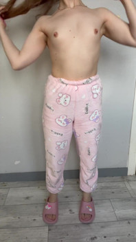 Táta Vím, že miluješ moje prsa a můj roztomilý zadek :)