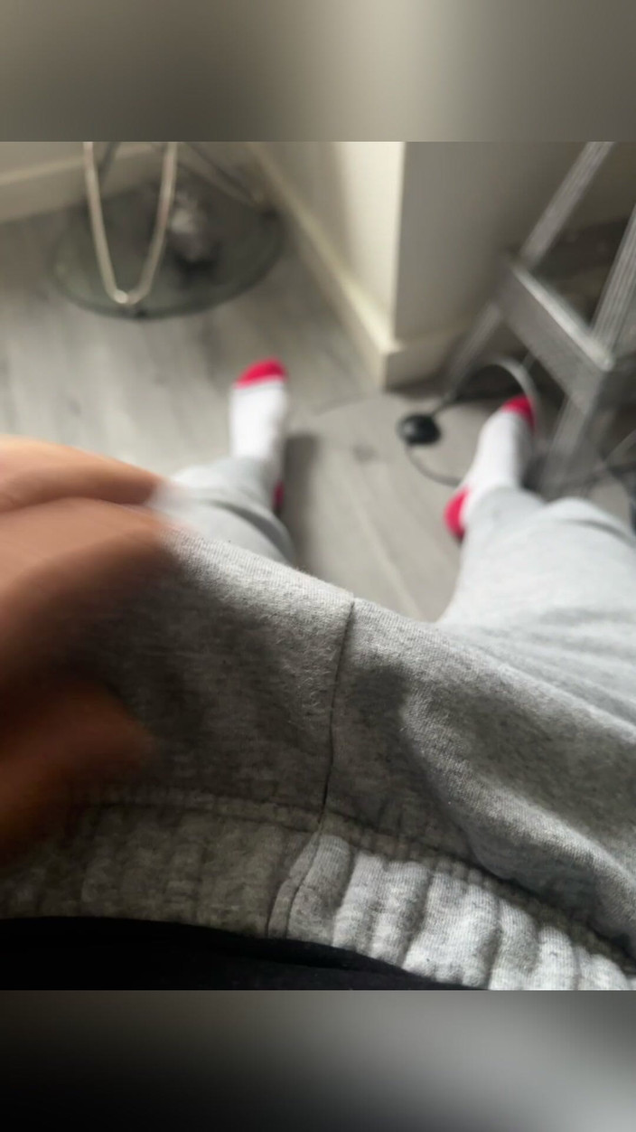 Hot dick in your ass: Sąsiad chce, żebym spuścił mu w twarz