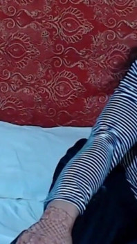 Долгое свидание с Дези Сара и большим членом Алекс трахается в наезднице и раком