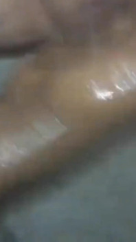 Ehemann spanking fingert meinen fetten engen muschi-squirting-orgasmus