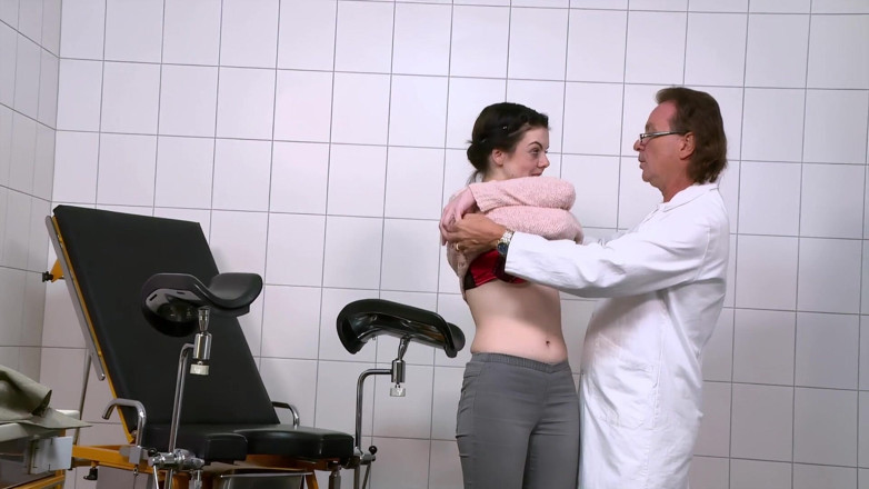 Deutschland Porno X: Hot Gynecologist Exam Turns Into Wild Pussy Pounding