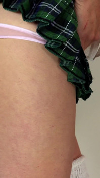 Amo Morbia - Windy up the Skirt Dance Pink Panties