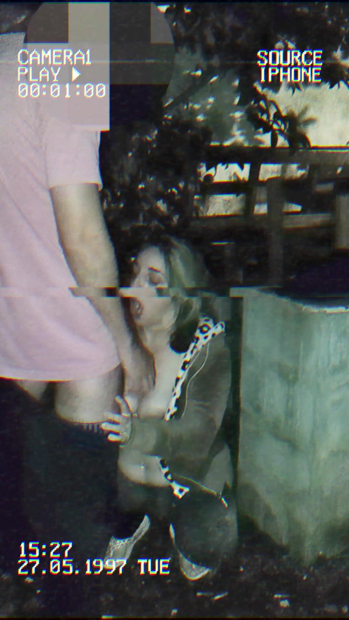 tunoviaputita: Sexy manželka mi saje ptáka na ulici a policie nás...