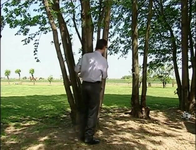 XTime Vod: Güzel sarışın amcığı seviyor çiftlikte götten üçlü seks yapıyor