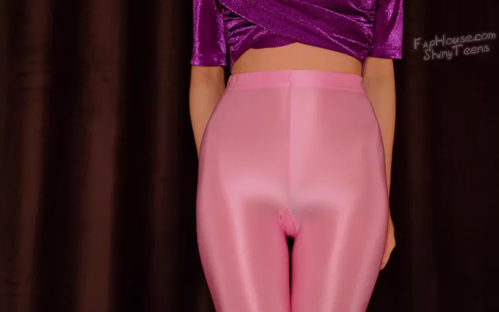 Shiny teens: 690 Shiny rose leohex pantyhose