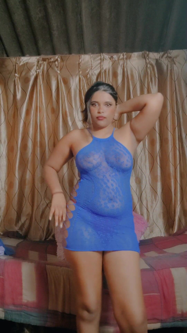 What Would You Do to Her? (Kitty XOXO)