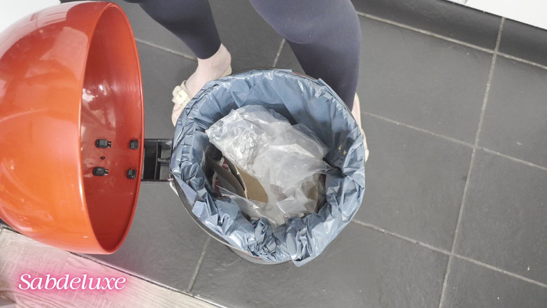 Sabdeluxe: Scholl Smash Kartong